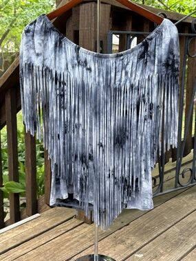 Boston Proper Gray Smocked Tie-Dye Top with Fringe